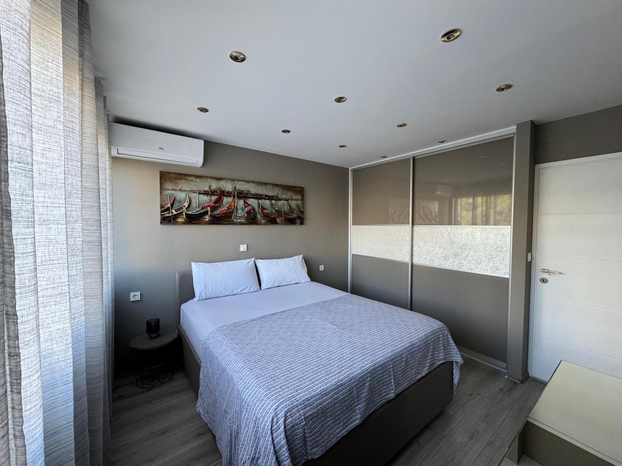 Apartment Astra With Private Parking Split Exterior foto